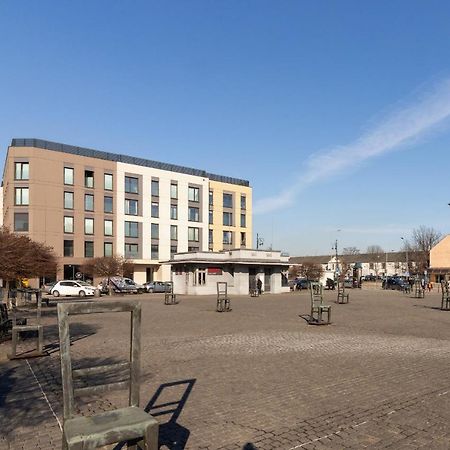 Solna Apartment With Parking Cracow By Noclegi Renters クラクフ エクステリア 写真