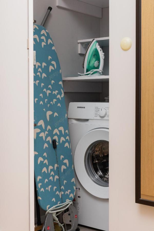 Solna Apartment With Parking Cracow By Noclegi Renters クラクフ エクステリア 写真